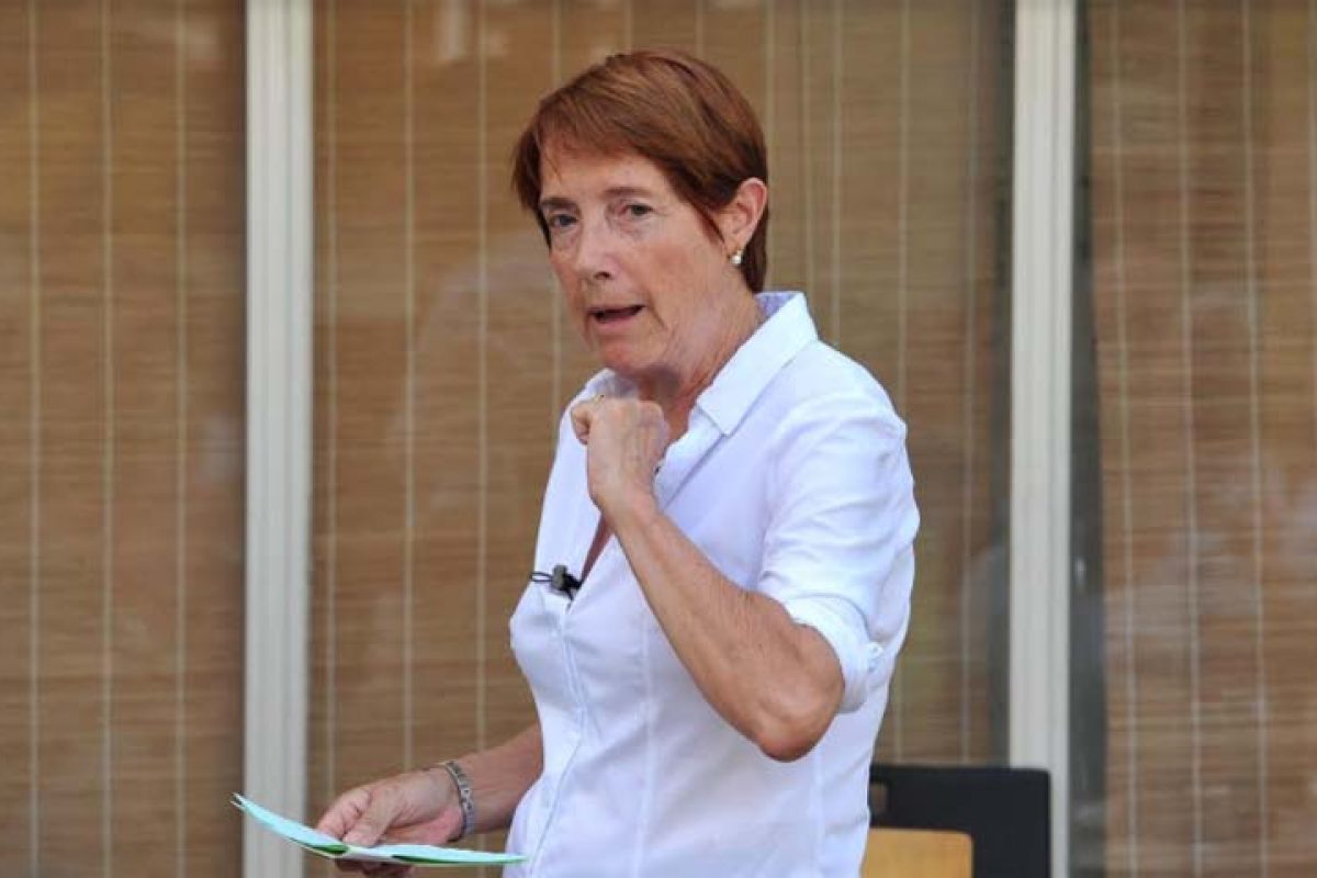 Anna Carpena: "La regulación de las emociones influye en el rendimiento de los estudios" Anna Carpena, entrevista