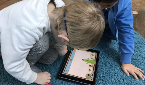 Enseña a leer y escribir de forma divertida con el Proyecto Ymagina