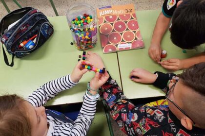 Matemáticas y trabajo cooperativo con JUMP Math