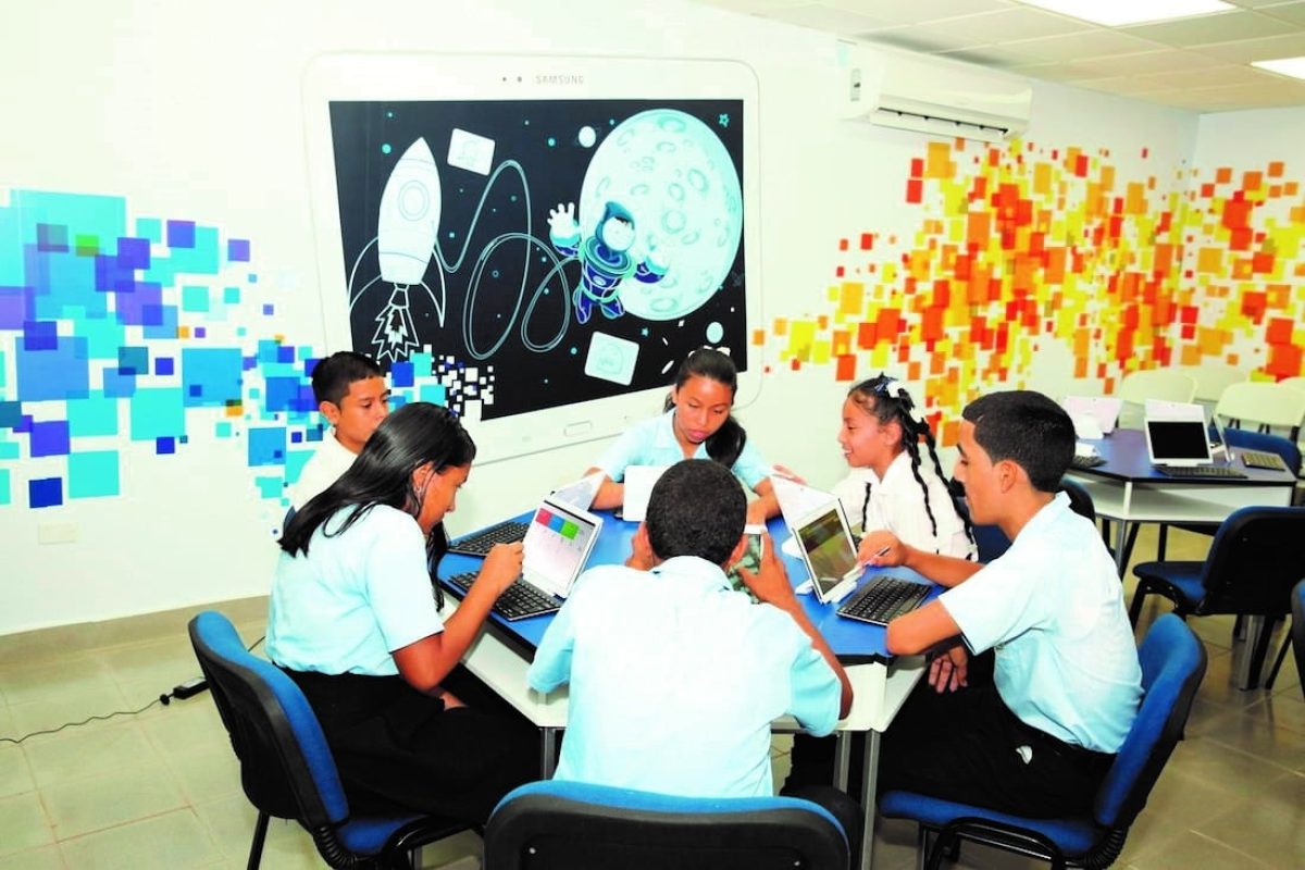Educa-Tab, una solución global para Educación Educa-Tab, una solución global para Educación 2