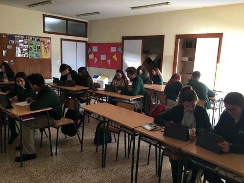 Gamificar El Aula: Experiencia Save The World