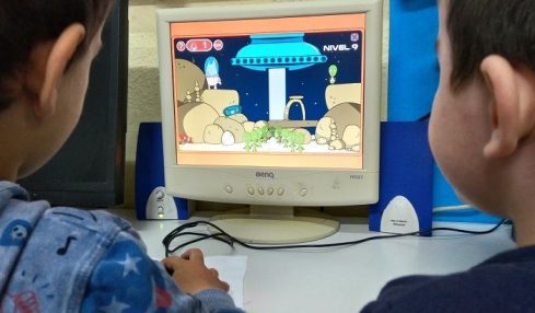 Programación en Infantil: el lobo matías en el espacio