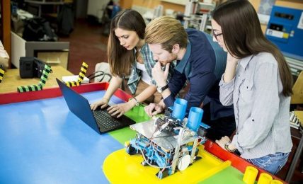 Escuela de Pensamiento Computacional