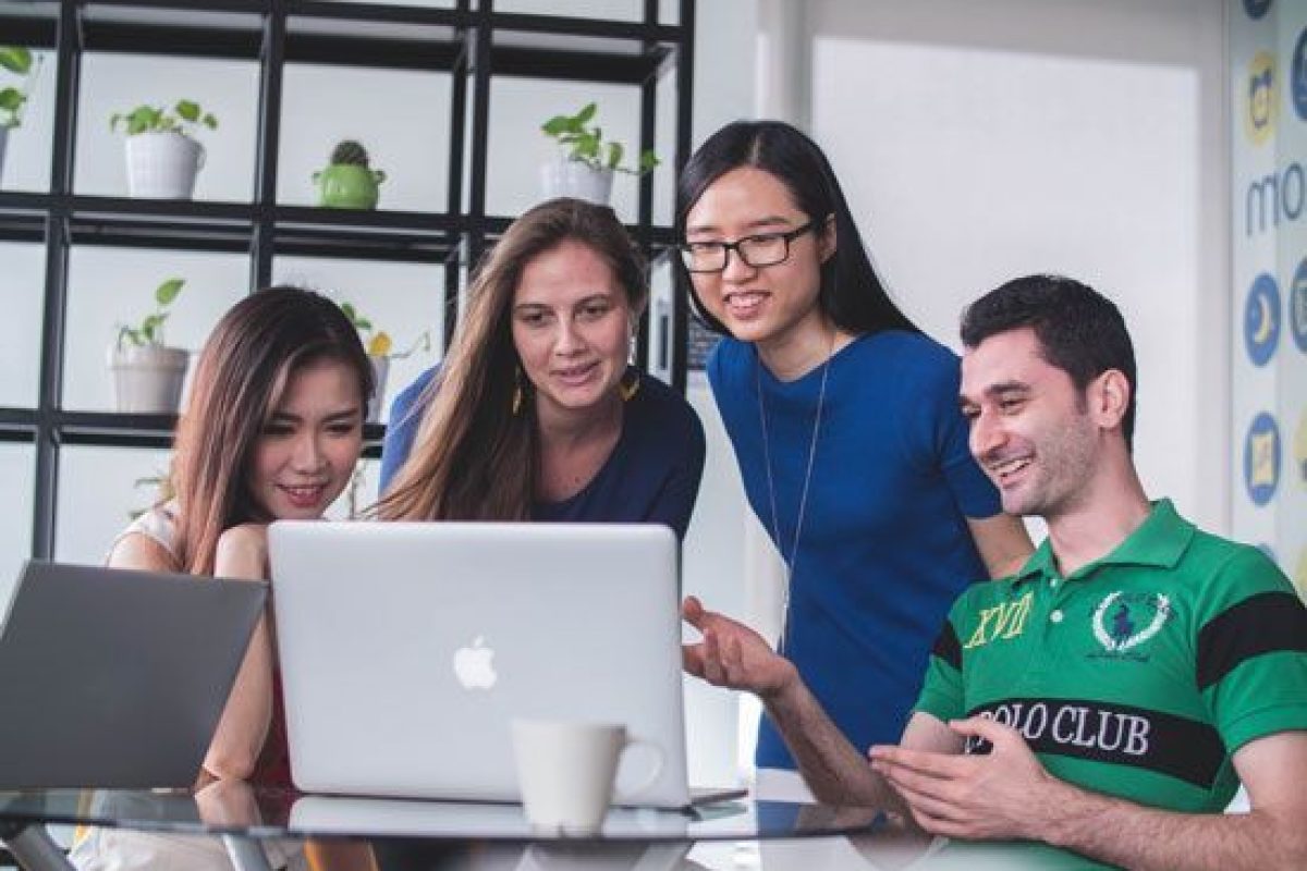 La Universidad apuesta por la formación online Universidad apuesta por la formación online