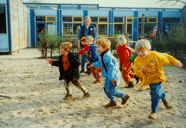 Niño Corriendo