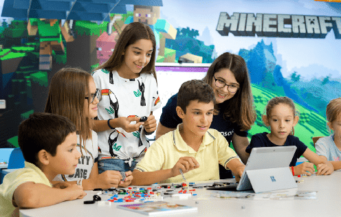 MicrosoftEDULab niños jugando