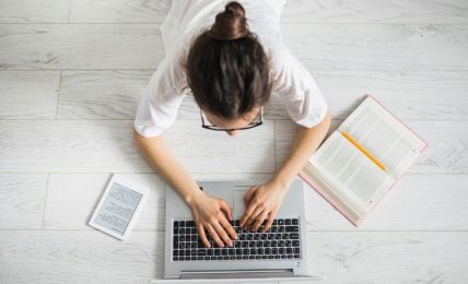 MOOCs y NOOCs