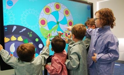Pantallas interactivas de Newline Interactive