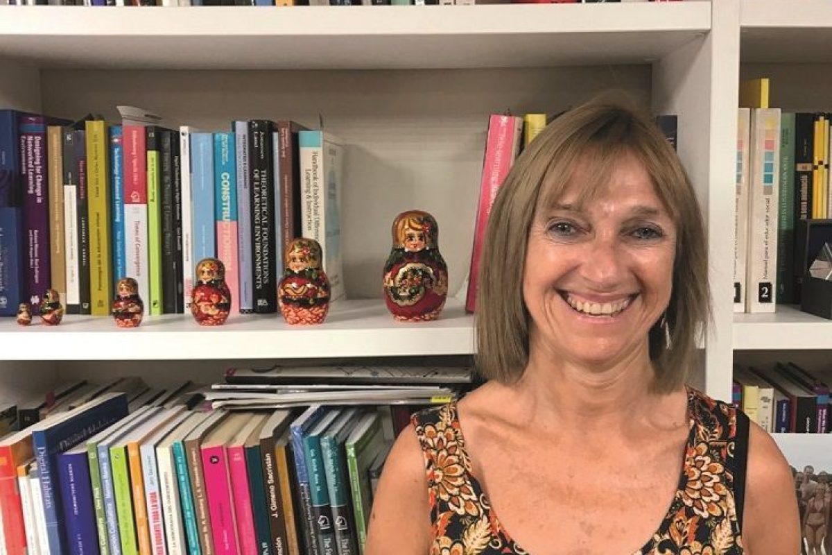 Begoña Gros : “Es fundamental la formación para toda la vida” Begoña Gros