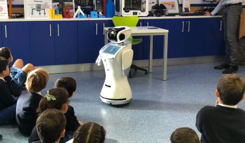 Sanbot, robots los profesores del futuro