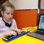 niña ciega programar