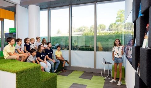 mobiliario en el aula