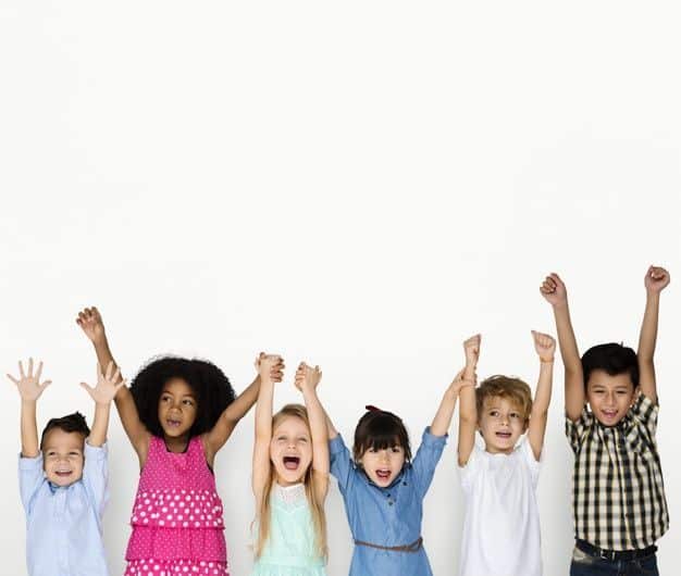 niños felices