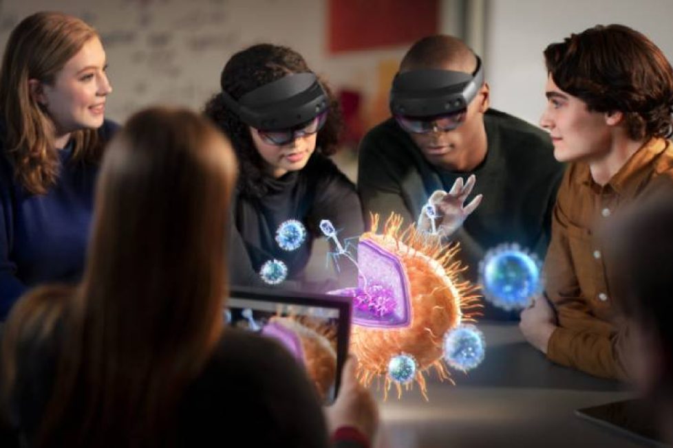 Realidad mixta en las aulas con las gafas HoloLens 2 HoloLens 2