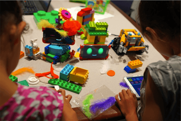 lego popbot