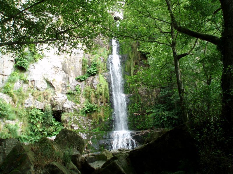 Cascadas de Oneta senderismo