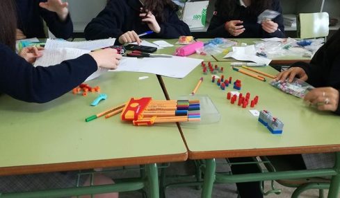 juego para comprender las reacciones químicas