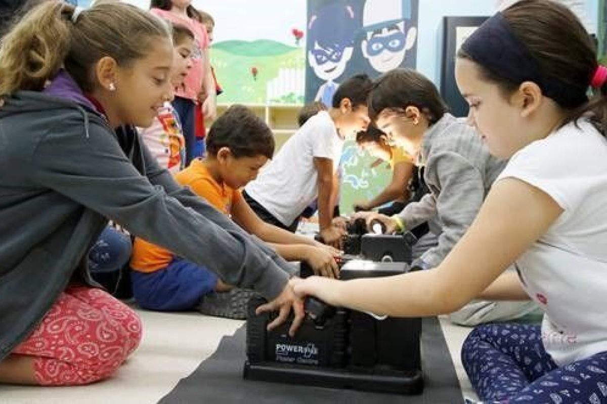 El programa más divertido de concienciación energética para 3º y 4º de Primaria Endesa Educa Digital