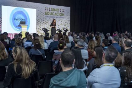 cropped SIMO EDUCACION CHARLAS 1 scaled 1