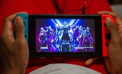 cropped Apertura Fortnite