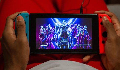 cropped Apertura Fortnite