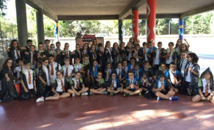 Estudiantes del Colegio Esclavas del Sagrado Corazón de Jesús