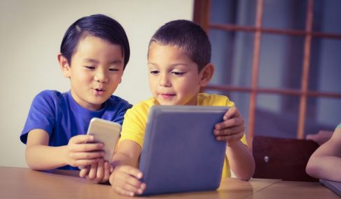 Niños ordenador