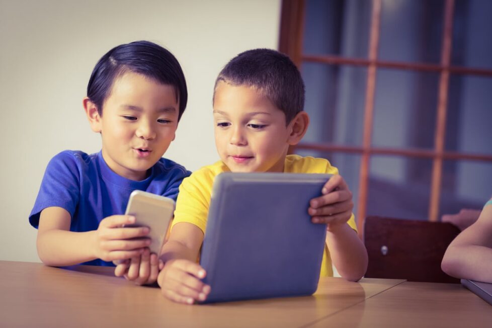 Niños ordenador