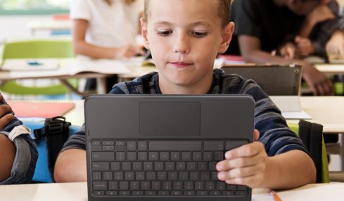 Equipos aulas Lenovo