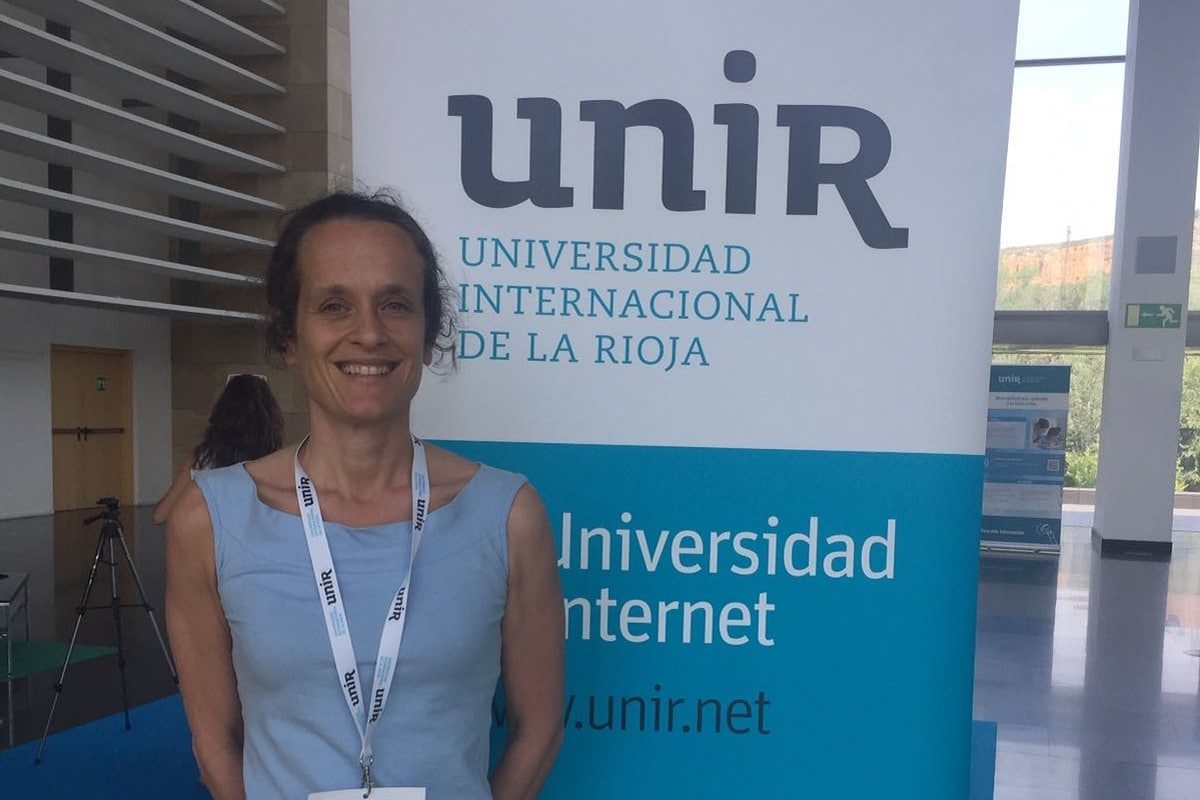 Cómo fomentar el sentimiento de grupo en la formación no presencial INGRID MOSQUERA