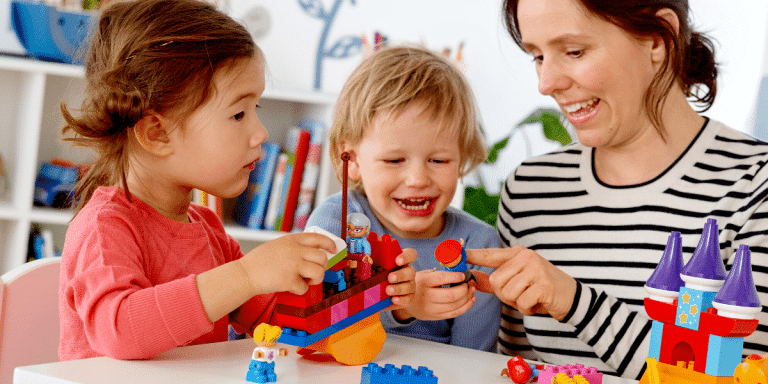 beneficios de crecer, aprender y jugar en familia