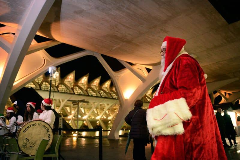 Mercado navideño en la Ciudad de las Artes y las Ciencias de Valencia