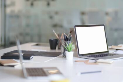 espacio de trabajo o estudio en casa