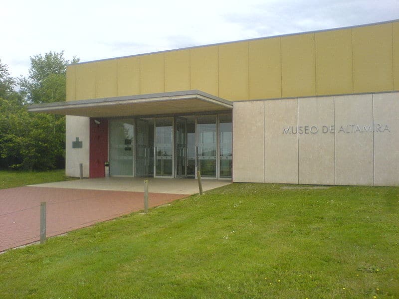 Museo Nacional de Altamira (Cantabria) actividades 8 de marzo