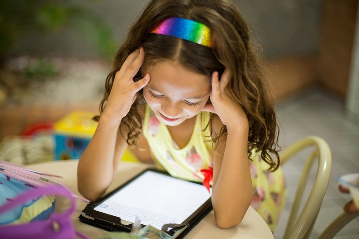 Crea juegos educativos con Snowflake Online. ¡Ofrece licencias gratuitas! charmex licencias gratuitas