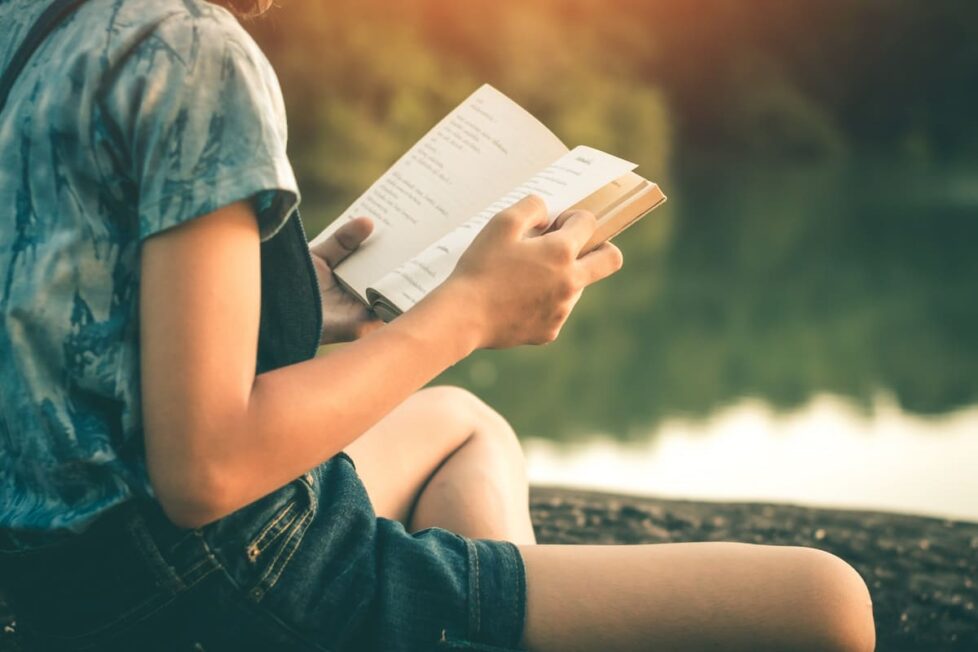 Las mejores sagas para enganchar a los adolescentes a la lectura