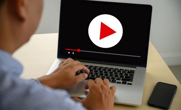 Docente Preparando Sus Clases De Vídeo