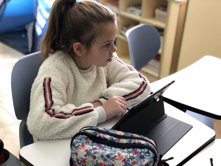 Educación a distancia en un centro rural gracias a las tabletas
