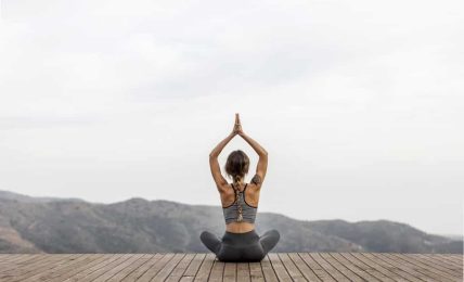 Canales de YouTube para aprender y practicar yoga