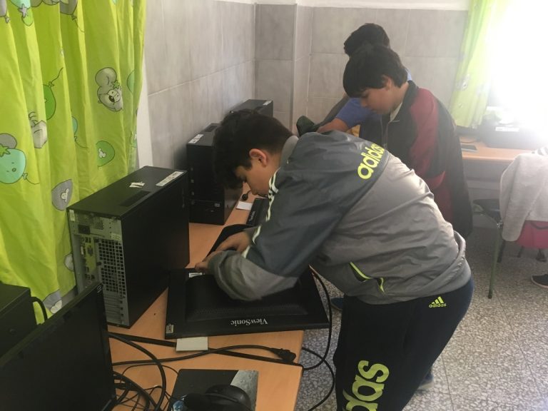 TIC primaria montaje ordenadores