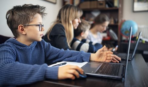 How to set up a remote learning space at home
