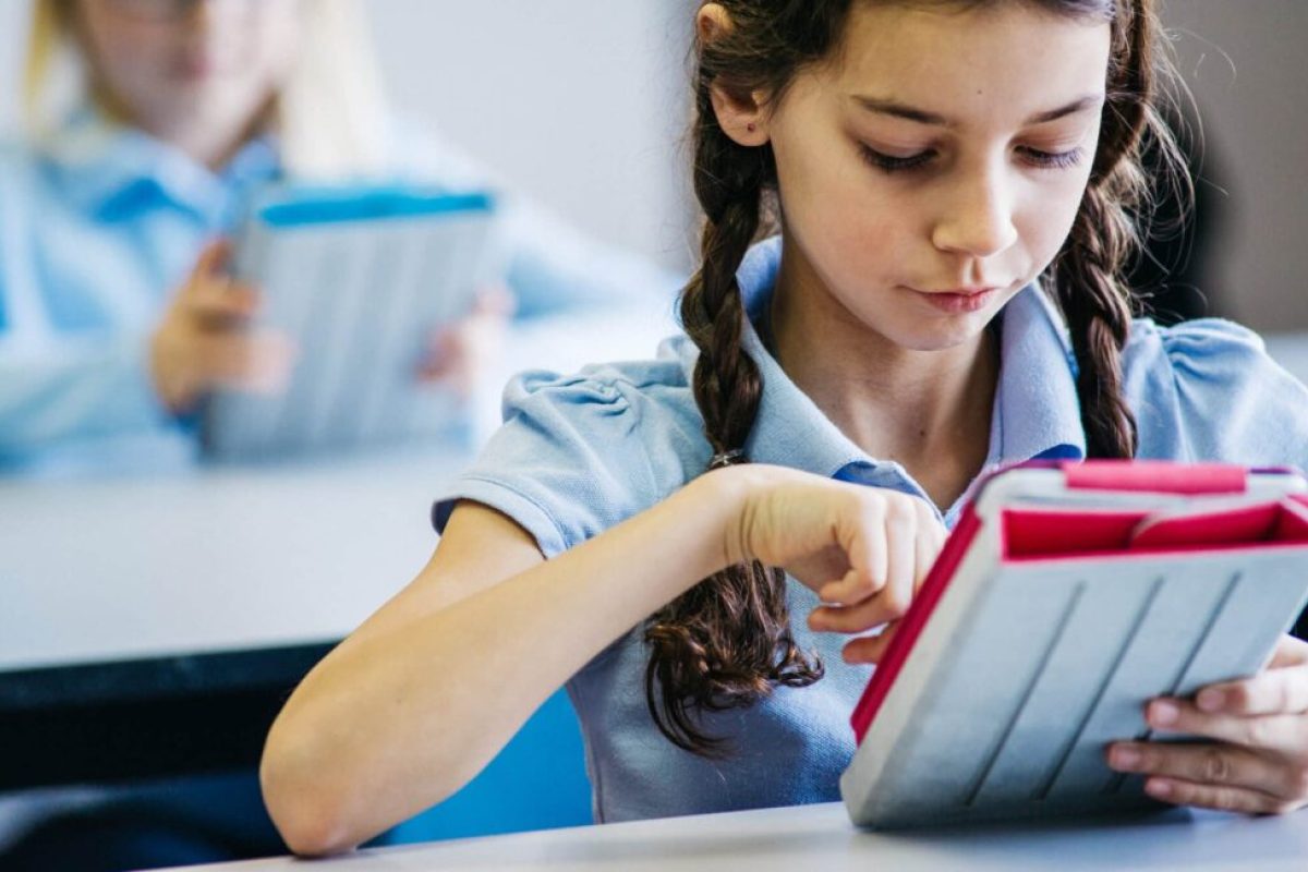 Al ritmo de cada estudiante en clases presenciales o a distancia clases presenciales o a distancia