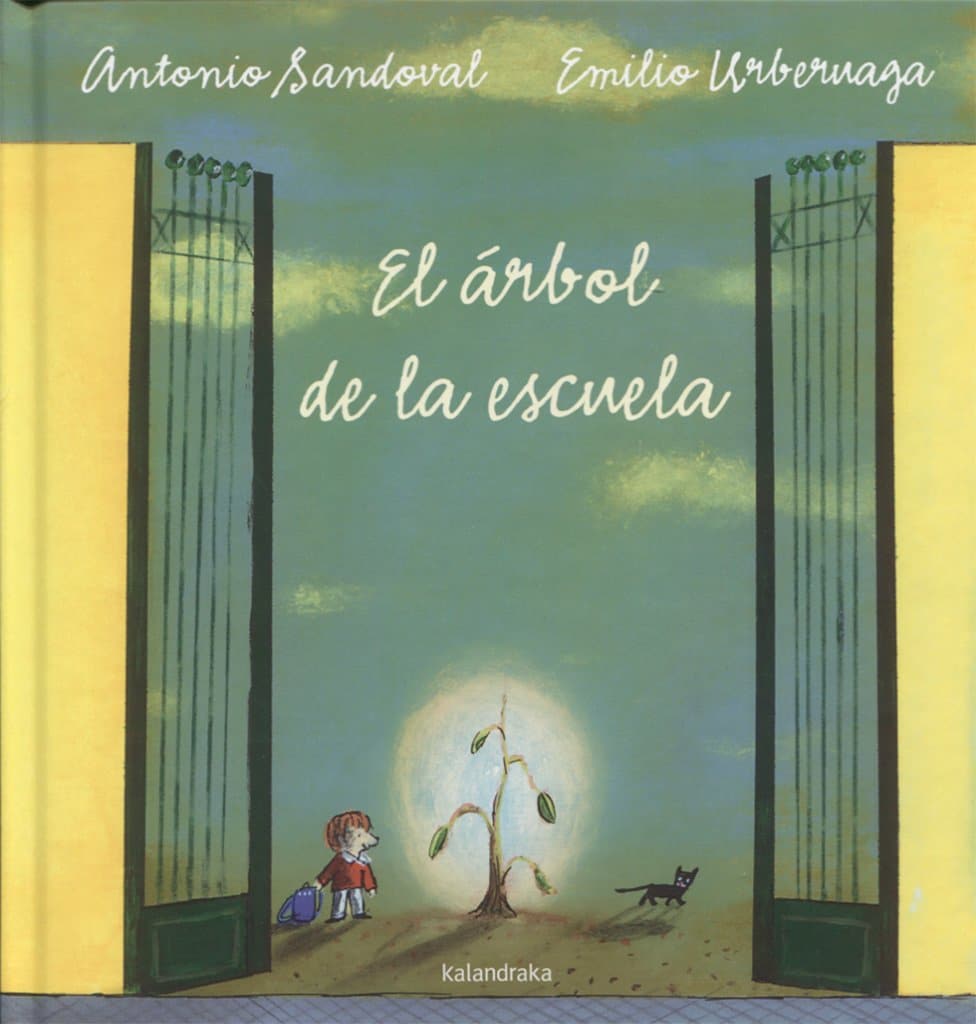 El Árbol De La Escuela