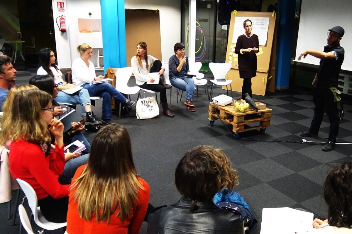 Un máster para convertirse en facilitador del aprendizaje Máster: el docente como facilitador del aprendizaje