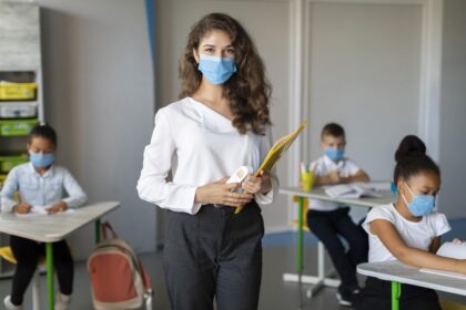 contratación docentes
