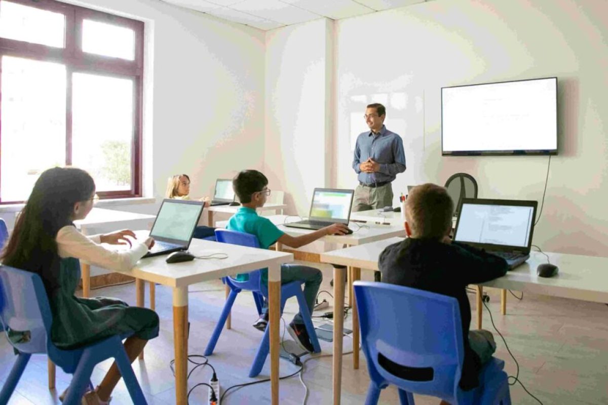 “El contenido vehicular de los profesores será digital” contenido vehicular digital