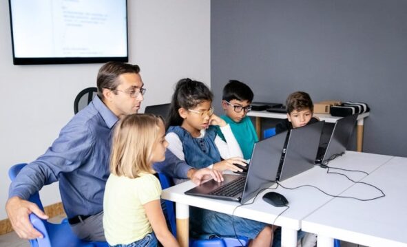 Tecnología En Las Aulas