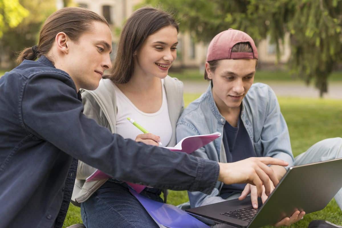 Tres formas de enriquecer la educación universitaria con Teams Teams y educación universitaria