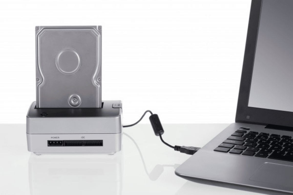 Mejora la conectividad de tu portátil con estos ‘docking stations’ docking stations