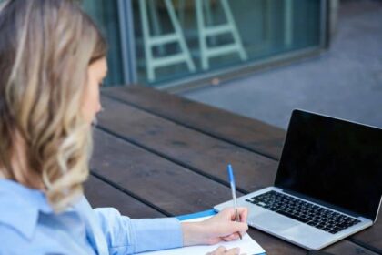 Herramientas gratuitas para mejorar la escritura en inglés